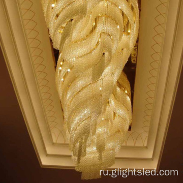 Лобби отеля современные роскошные украшения длинная люстра